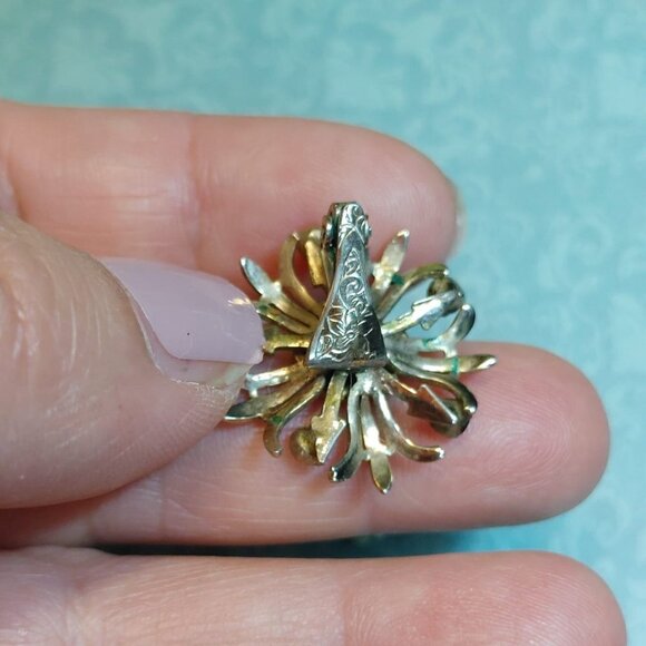 3/$30 Vintage 1930-40s Signed PAT 1967965 Clip Earrings Rhinestones Goldtone - Picture 4 of 8